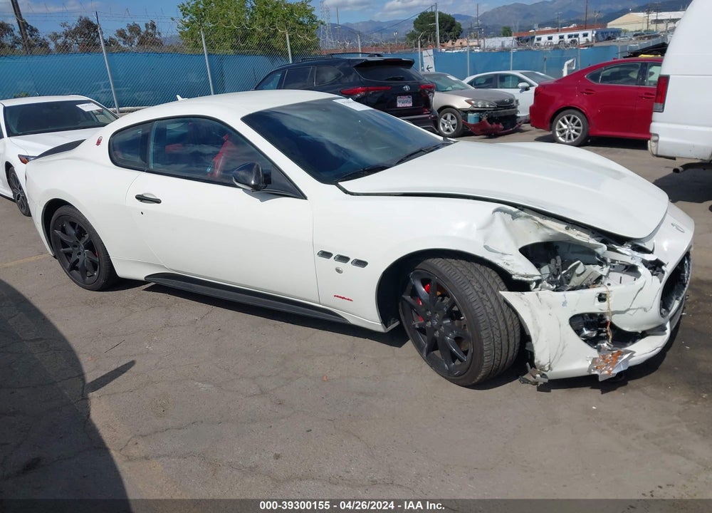 2014 MASERATI GRANTURISMO MC/SPORT VIN: ZAM45VLA2E0083275
