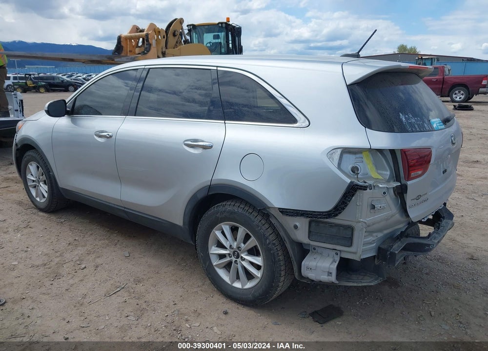 2019 KIA SORENTO 2.4L L VIN: 5XYPG4A32KG581105