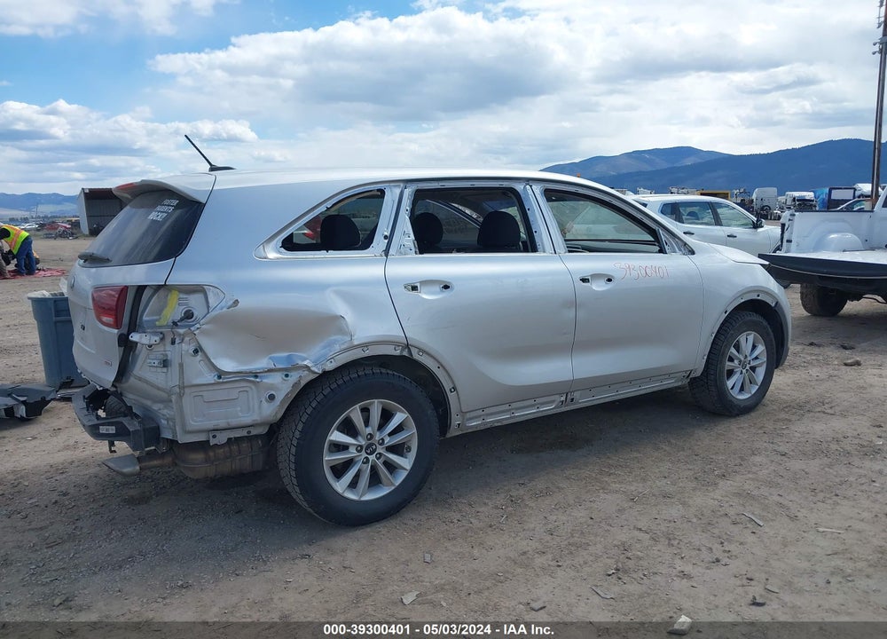 2019 KIA SORENTO 2.4L L VIN: 5XYPG4A32KG581105