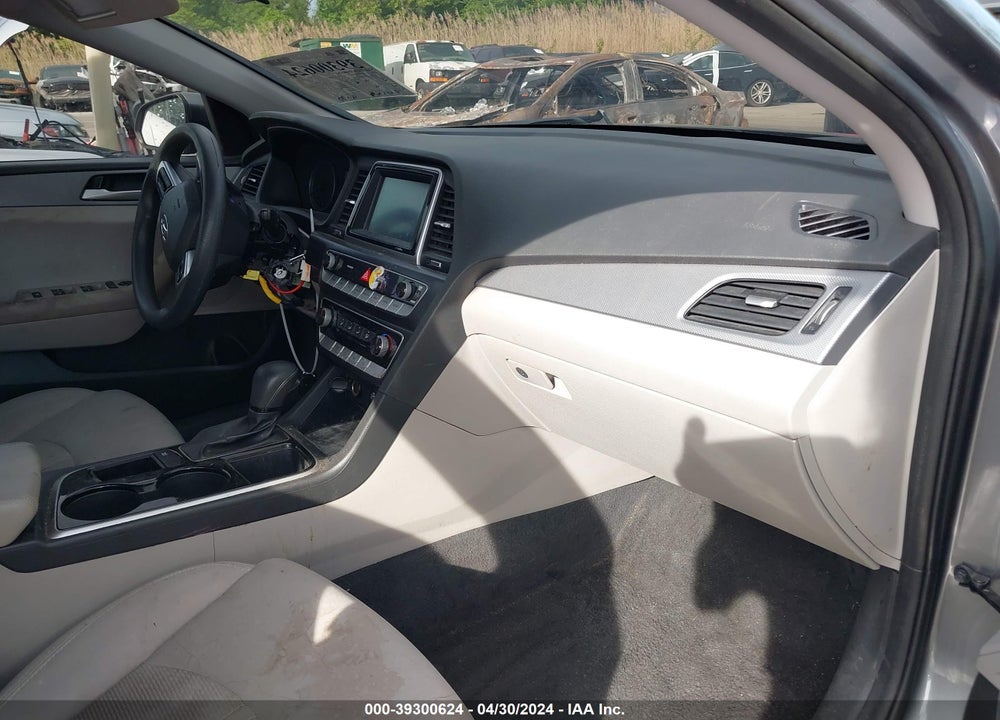 2019 HYUNDAI SONATA SE VIN: 5NPE24AF0KH801107
