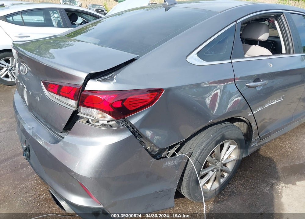 2019 HYUNDAI SONATA SE VIN: 5NPE24AF0KH801107