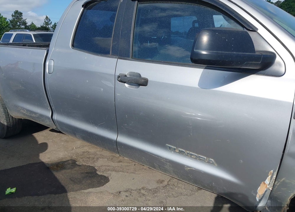 2008 TOYOTA TUNDRA BASE 5.7L V8 VIN: 5TFSV54188X005427