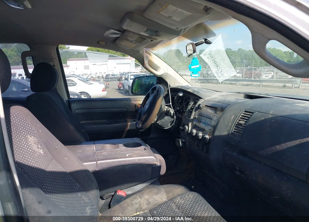 2008 TOYOTA TUNDRA BASE 5.7L V8 VIN: 5TFSV54188X005427