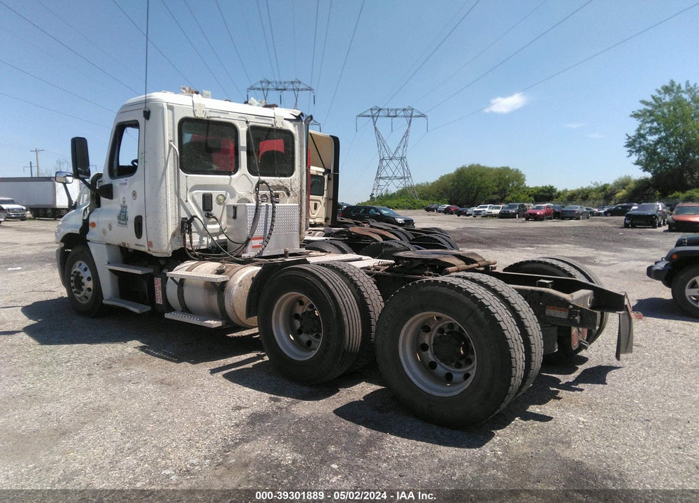 2012 FREIGHTLINER CASCADIA 125 VIN: 1FUJGEBG8CSBW8318