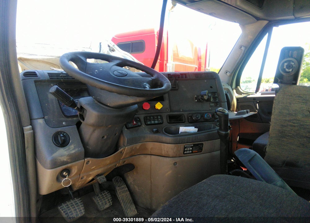 2012 FREIGHTLINER CASCADIA 125 VIN: 1FUJGEBG8CSBW8318