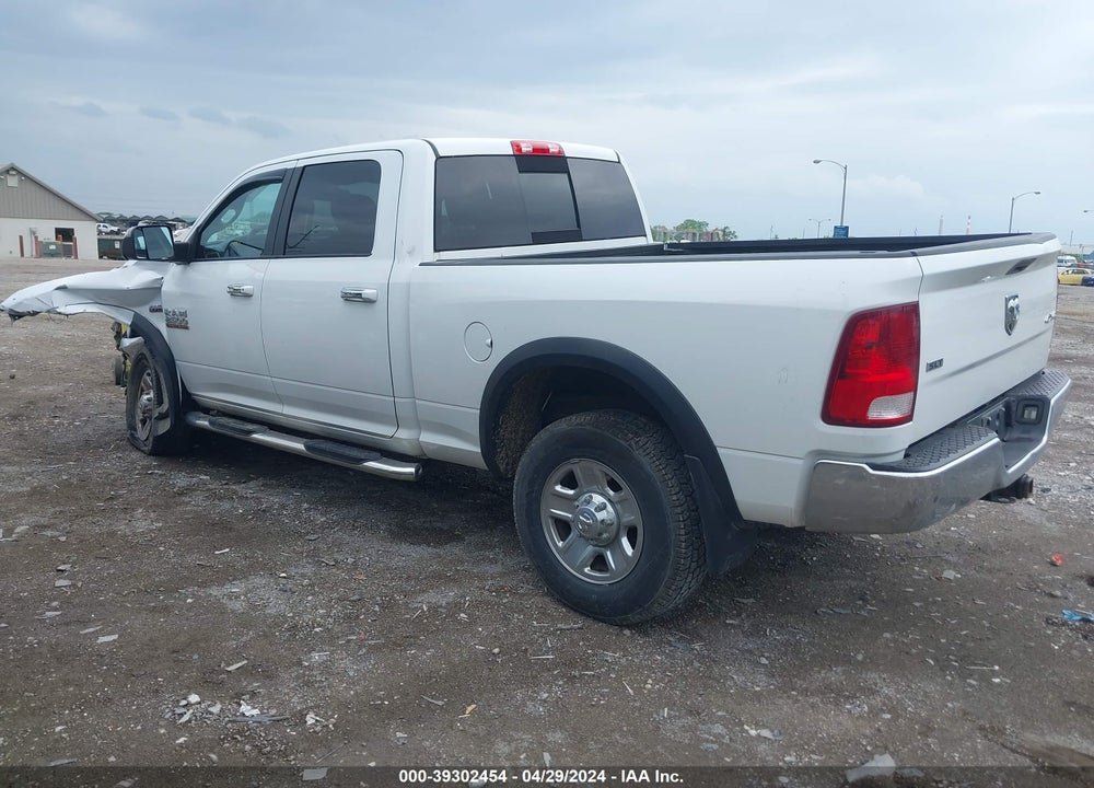 2016 RAM 2500 SLT VIN: 3C6TR5DT3GG182987