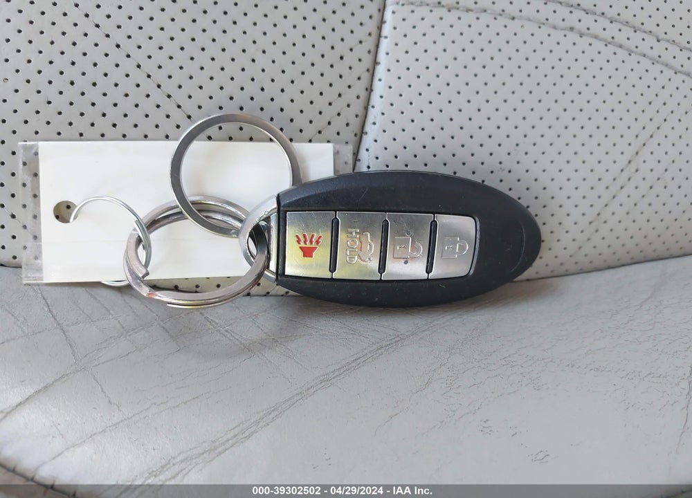 2015 INFINITI Q70L 3.7 VIN: JN1BY1PP8FM601283