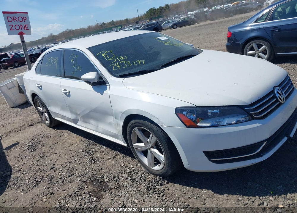 2012 VOLKSWAGEN PASSAT 2.5L SE VIN: 1VWBP7A35CC041214