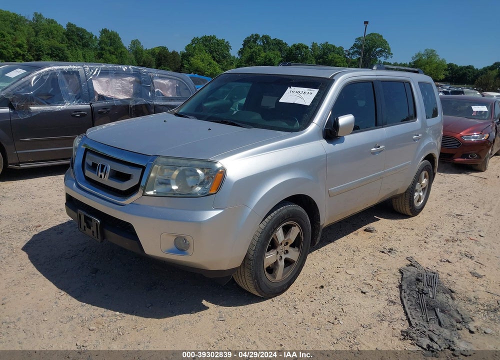 2011 HONDA PILOT EX-L VIN: 5FNYF3H72BB055588