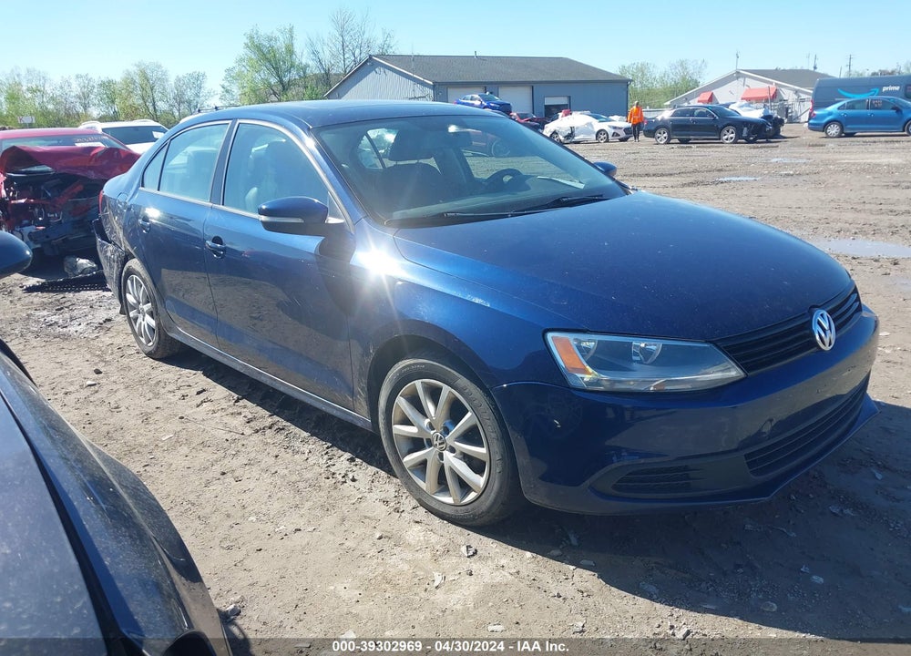 2011 VOLKSWAGEN JETTA 2.5L SE VIN: 3VWDZ7AJ8BM013633