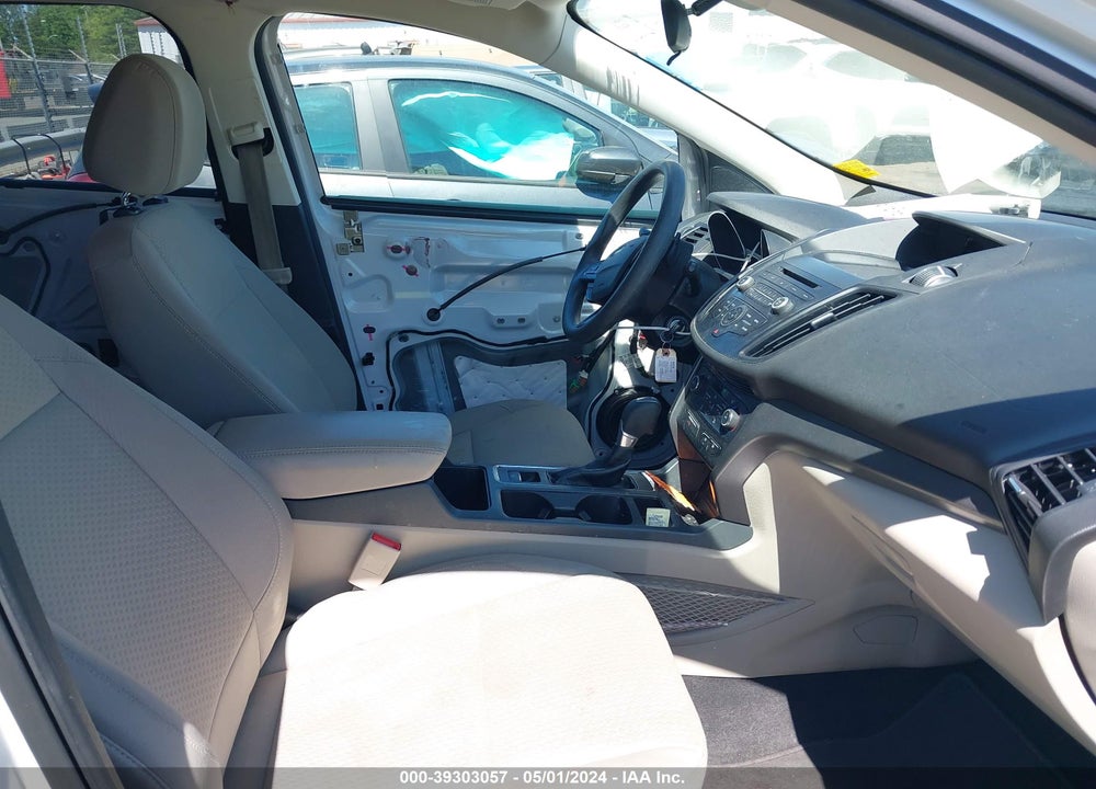 2017 FORD ESCAPE SE VIN: 1FMCU0GDXHUB35562