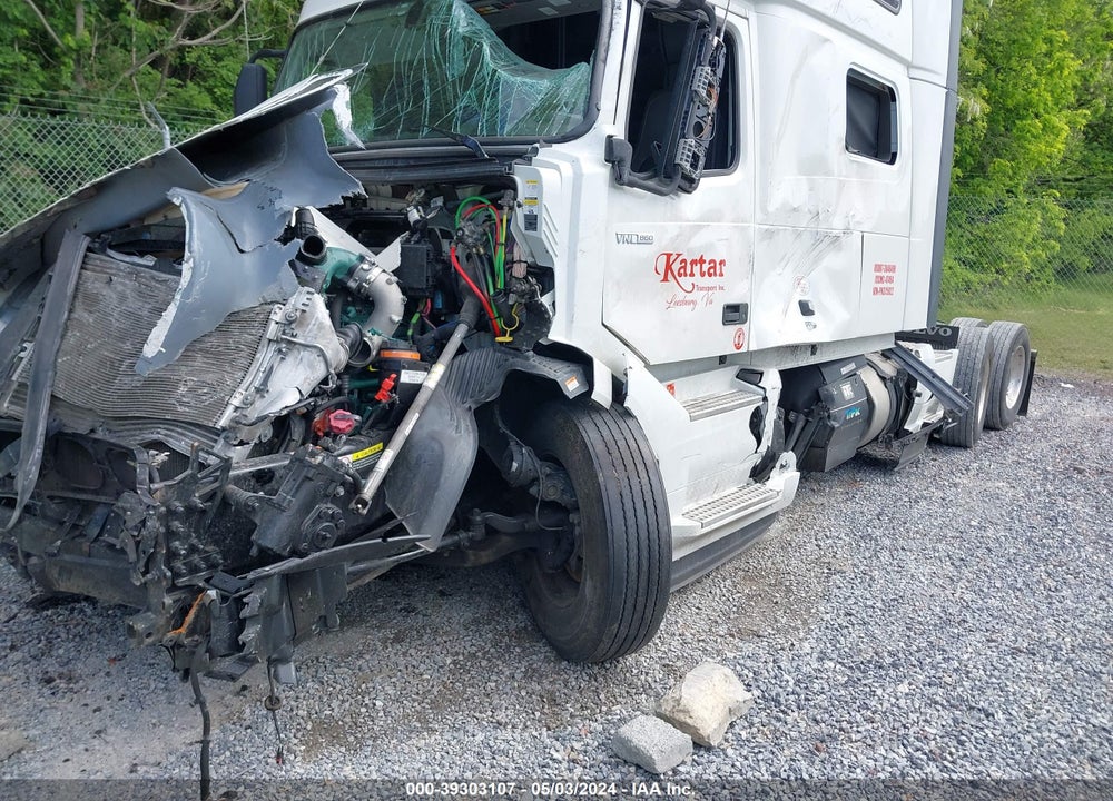 2023 VOLVO VNL VIN: 4V4NC9EH2PN315822