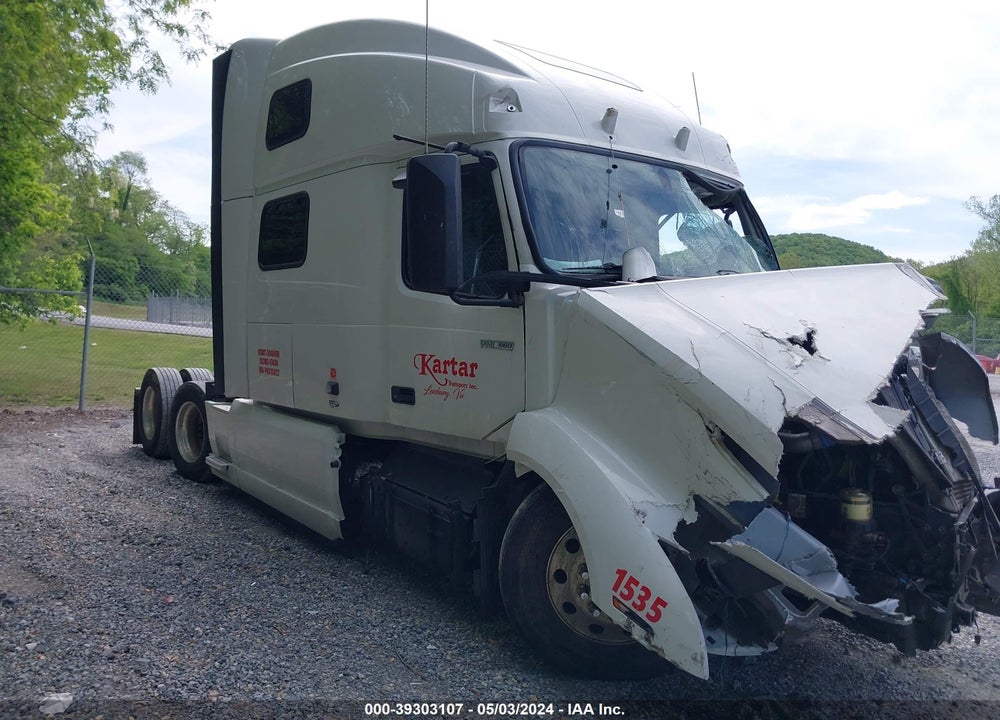 2023 VOLVO VNL VIN: 4V4NC9EH2PN315822