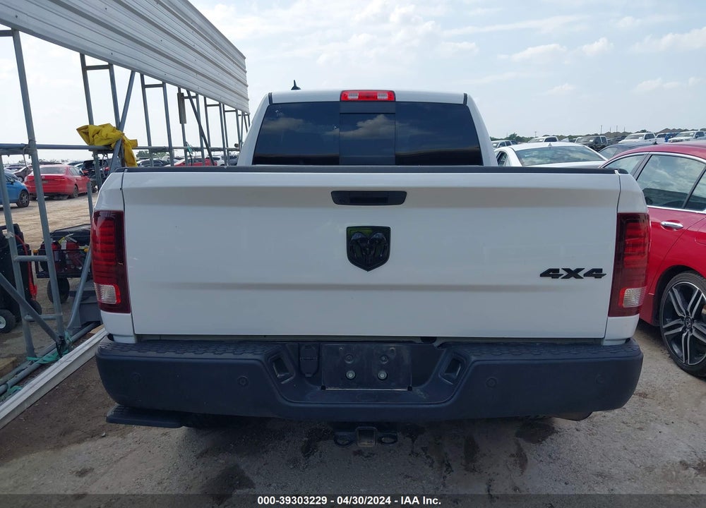 2019 RAM 1500 CLASSIC WARLOCK QUAD CAB 4X4 6'4 BOX VIN: 1C6RR7GG5KS616980