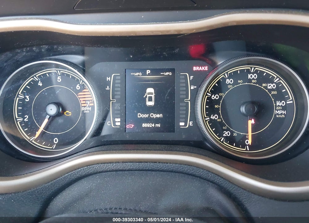 2018 JEEP CHEROKEE LATITUDE 4X4 VIN: 1C4PJMCBXJD570288