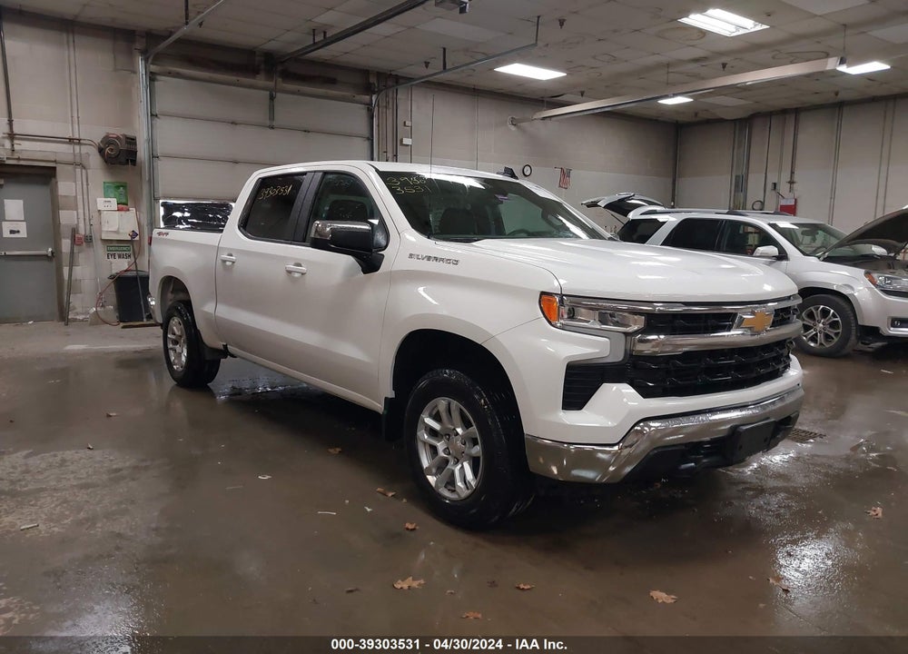 2024 CHEVROLET SILVERADO 1500 4WD SHORT BED LT WITH 2FL VIN: 1GCPDKEK0RZ202967