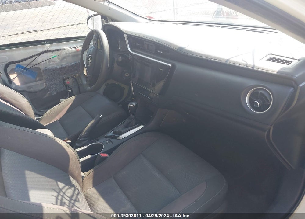 2017 TOYOTA COROLLA LE VIN: 2T1BURHE3HC925195