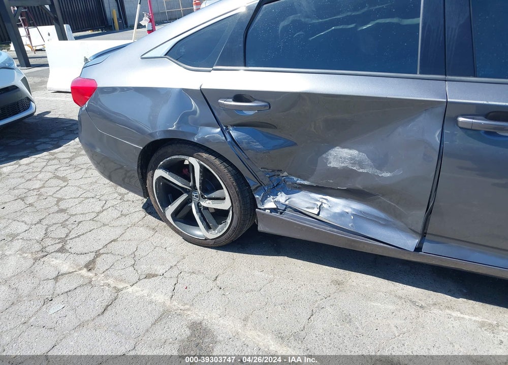 2018 HONDA ACCORD SPORT VIN: 1HGCV1F33JA076671