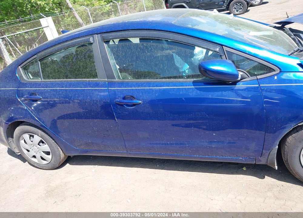 2018 KIA FORTE VIN: 3KPFK4A70JE282074