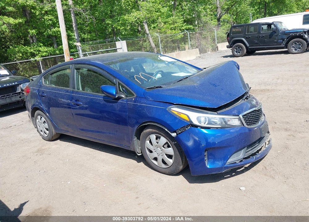2018 KIA FORTE VIN: 3KPFK4A70JE282074