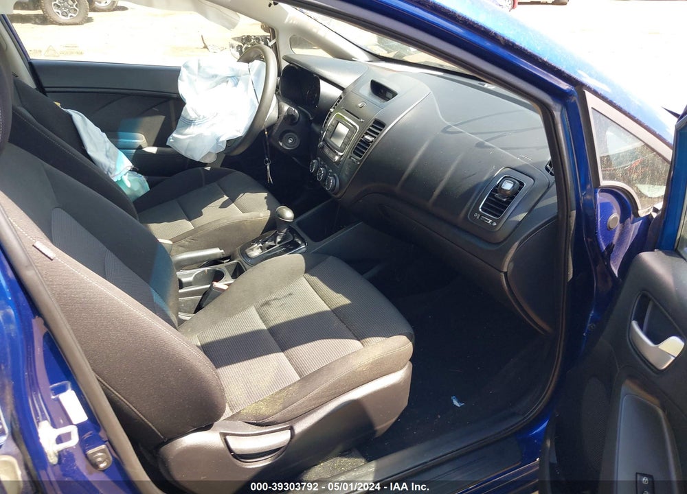 2018 KIA FORTE VIN: 3KPFK4A70JE282074