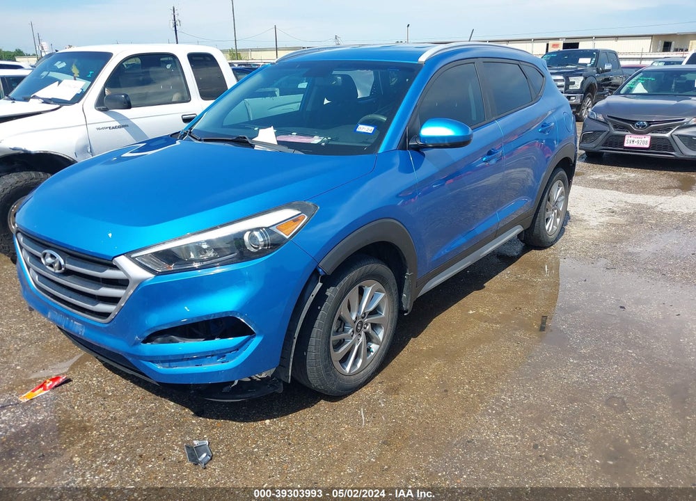 2017 HYUNDAI TUCSON SE VIN: KM8J33A4XHU585992