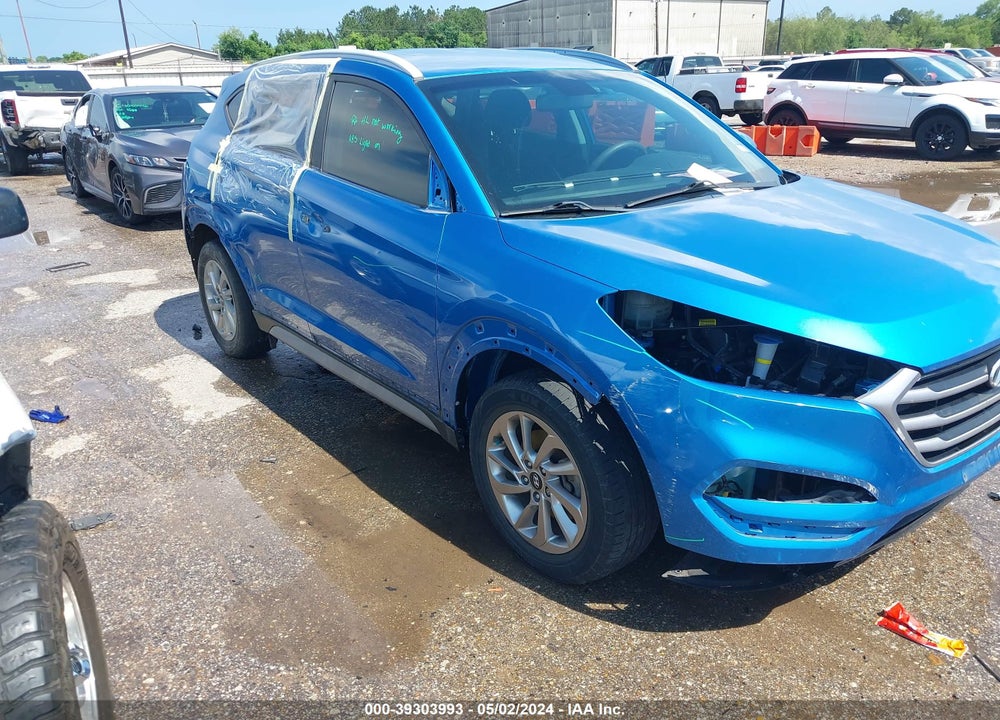 2017 HYUNDAI TUCSON SE VIN: KM8J33A4XHU585992