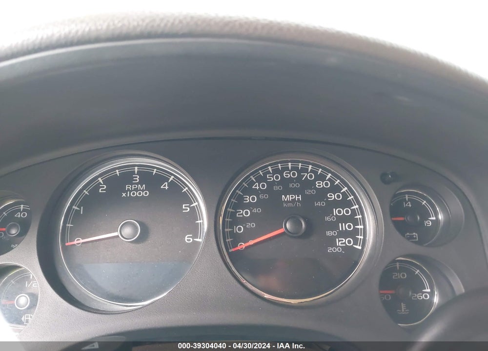 2010 CHEVROLET TAHOE LS VIN: 1GNMCAE3XAR194722