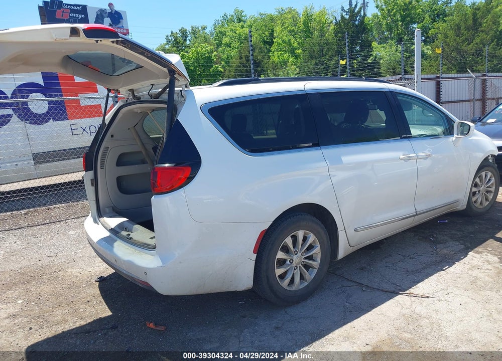 2017 CHRYSLER PACIFICA TOURING L VIN: 2C4RC1BG4HR521092
