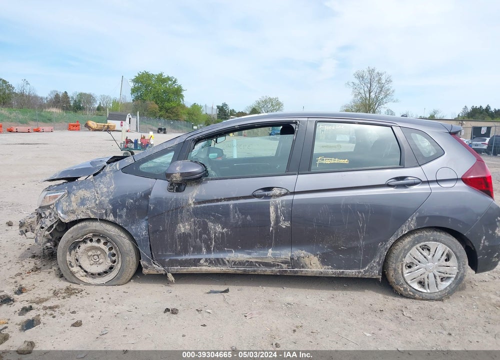 2018 HONDA FIT LX VIN: 3HGGK5H40JM736370