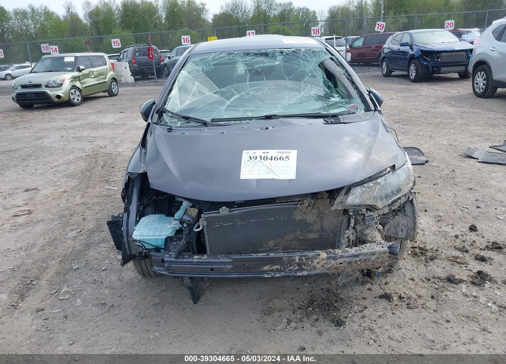 2018 HONDA FIT LX VIN: 3HGGK5H40JM736370