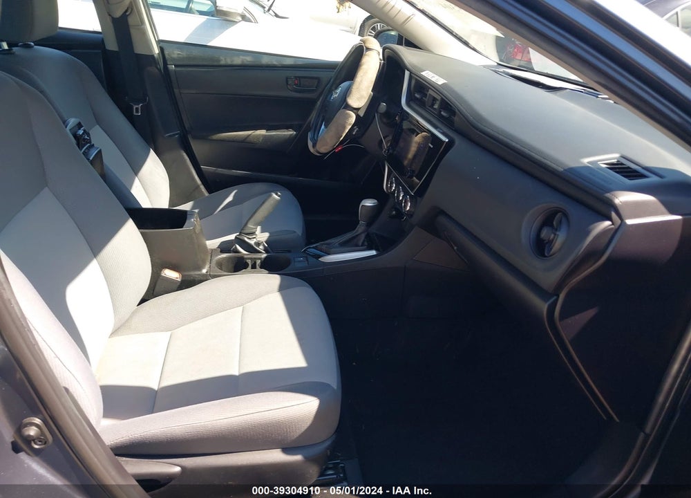 2017 TOYOTA COROLLA L VIN: 5YFBURHE4HP670783