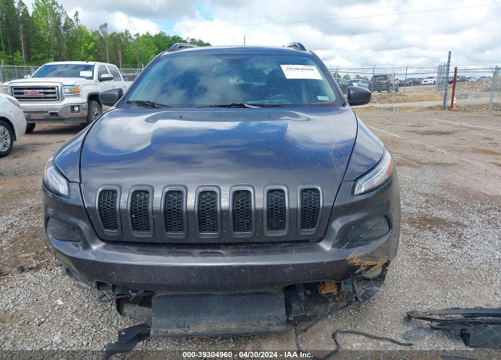 2016 JEEP CHEROKEE ALTITUDE VIN: 1C4PJLCB2GW233377