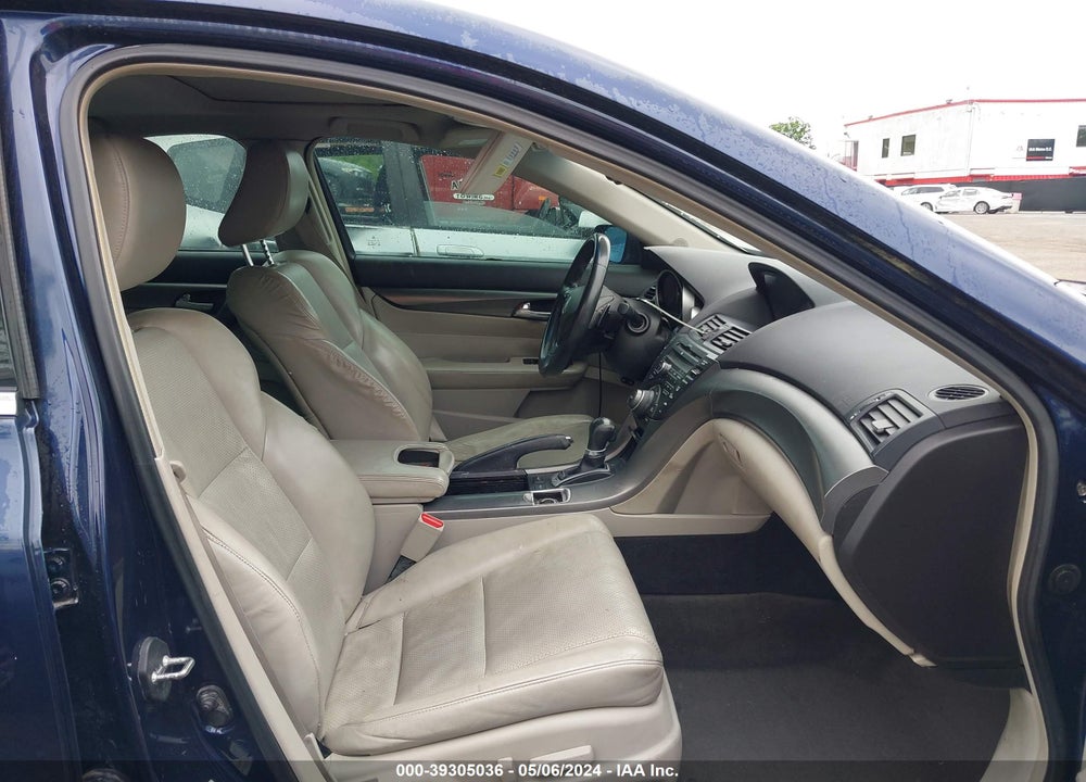 2013 ACURA TL 3.5 VIN: 19UUA8F56DA015443