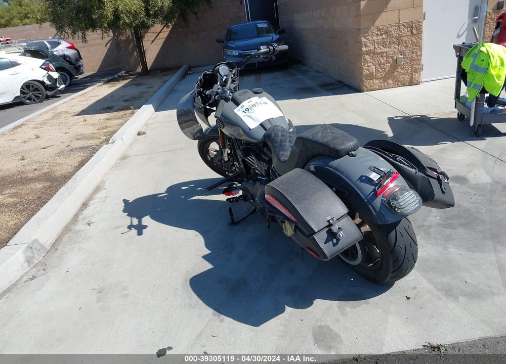 2022 HARLEY-DAVIDSON FXLRS VIN: 1HD1YWZ23NB055105