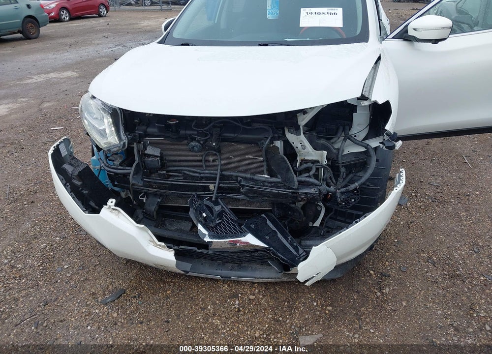 2015 NISSAN ROGUE SL VIN: 5N1AT2MV7FC858890
