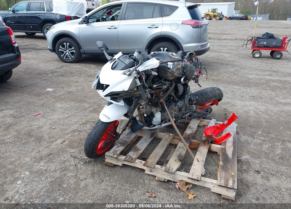 2023 YAMAHA YZFR7 VIN: JYARM38E5PA006938
