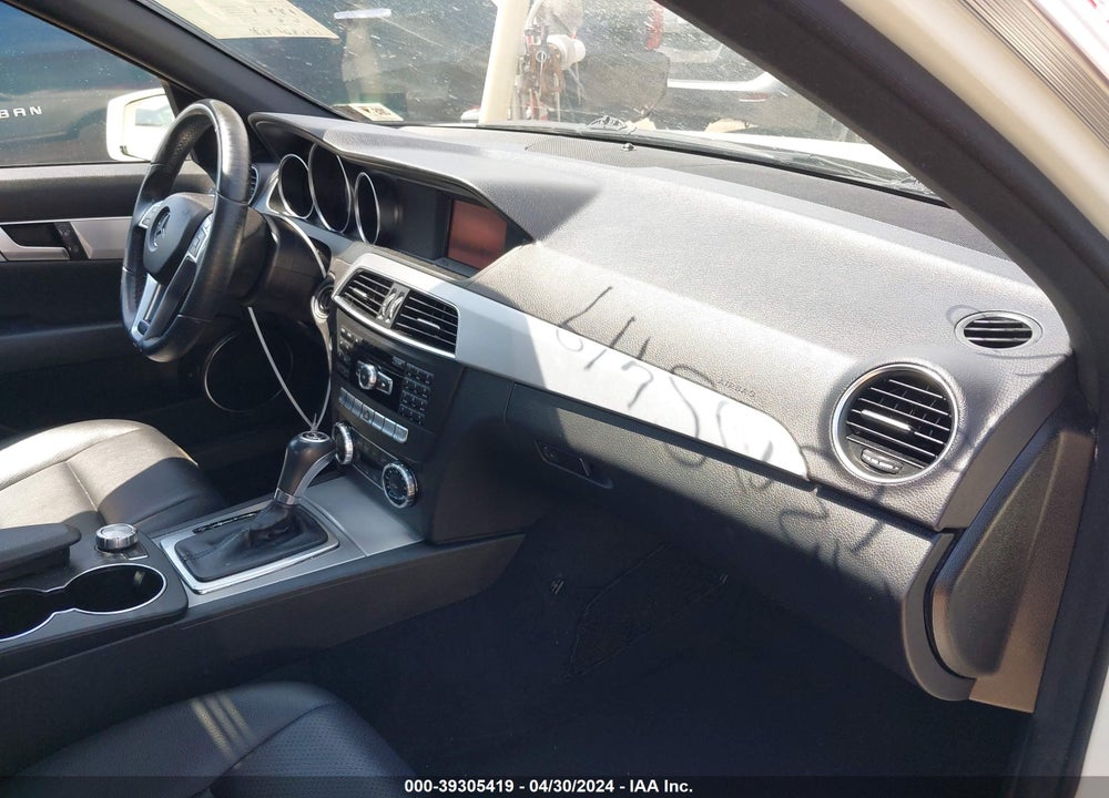 2012 MERCEDES-BENZ C 300 LUXURY 4MATIC/SPORT 4MATIC VIN: WDDGF8BB5CR232285