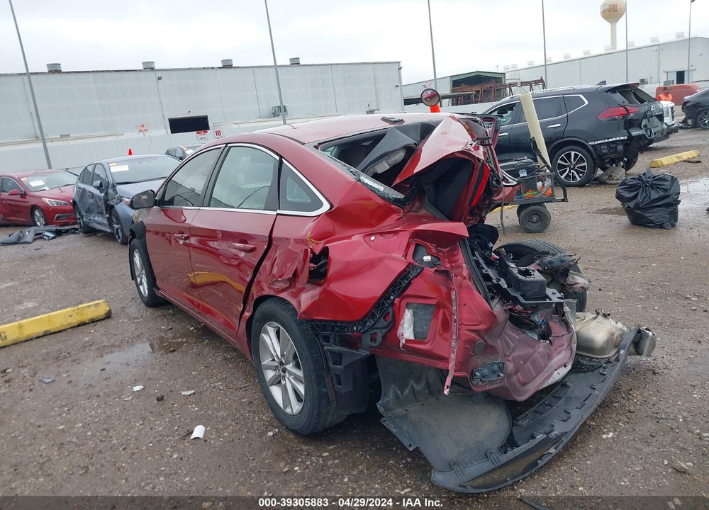 2016 HYUNDAI SONATA SE VIN: 5NPE24AF1GH327756