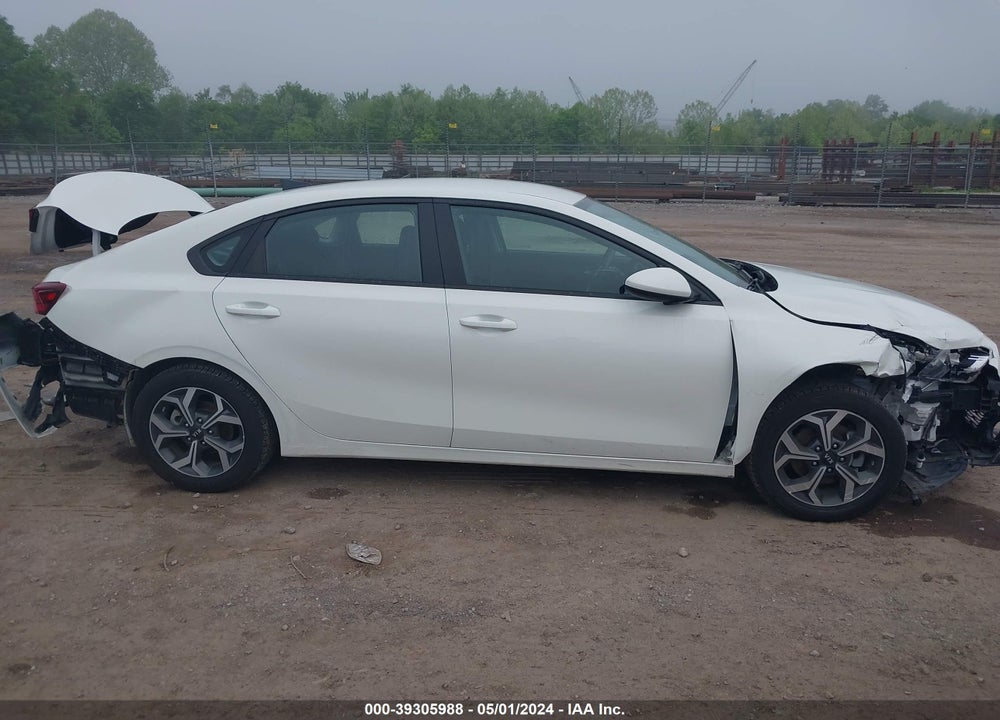 2021 KIA FORTE LXS VIN: 3KPF24ADXME266782