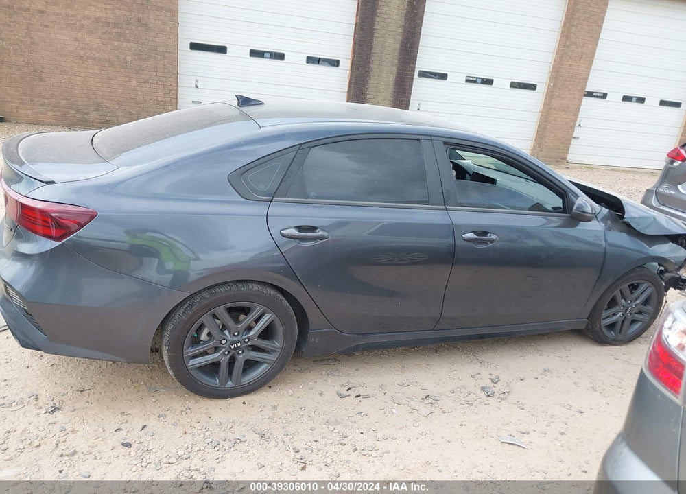2022 KIA FORTE GT LINE VIN: 3KPF54AD8NE420687