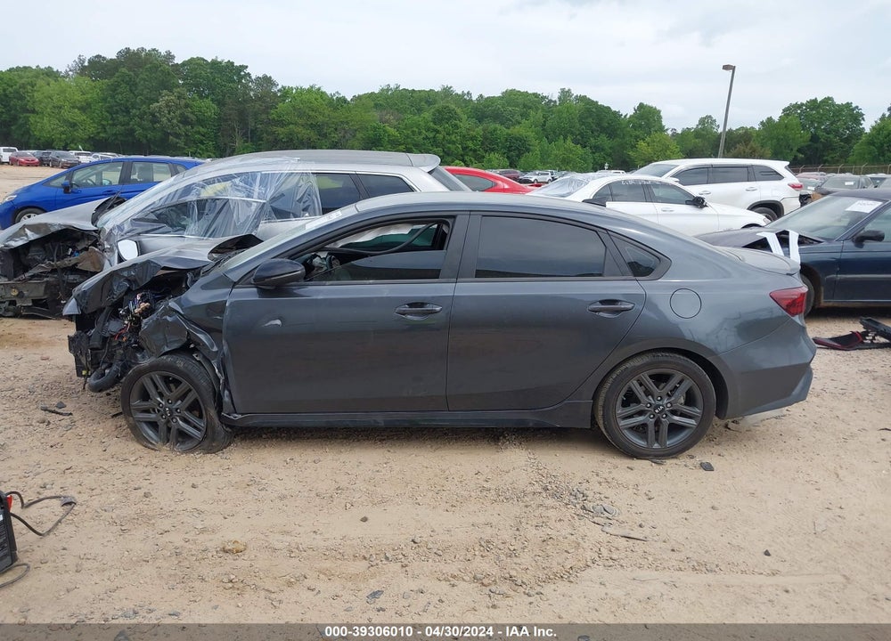 2022 KIA FORTE GT LINE VIN: 3KPF54AD8NE420687
