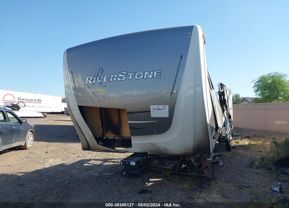 2022 FOREST RIVER RIVERSTONE VIN: 4X4FRS837N0003036