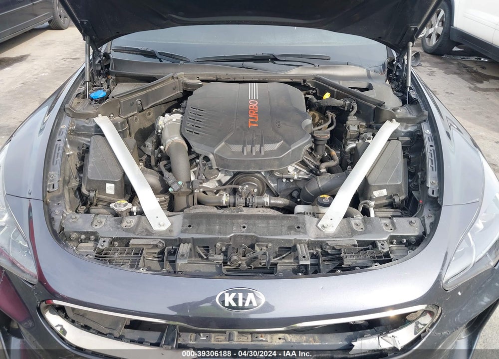 2019 KIA STINGER GT VIN: KNAE35LC2K6054770