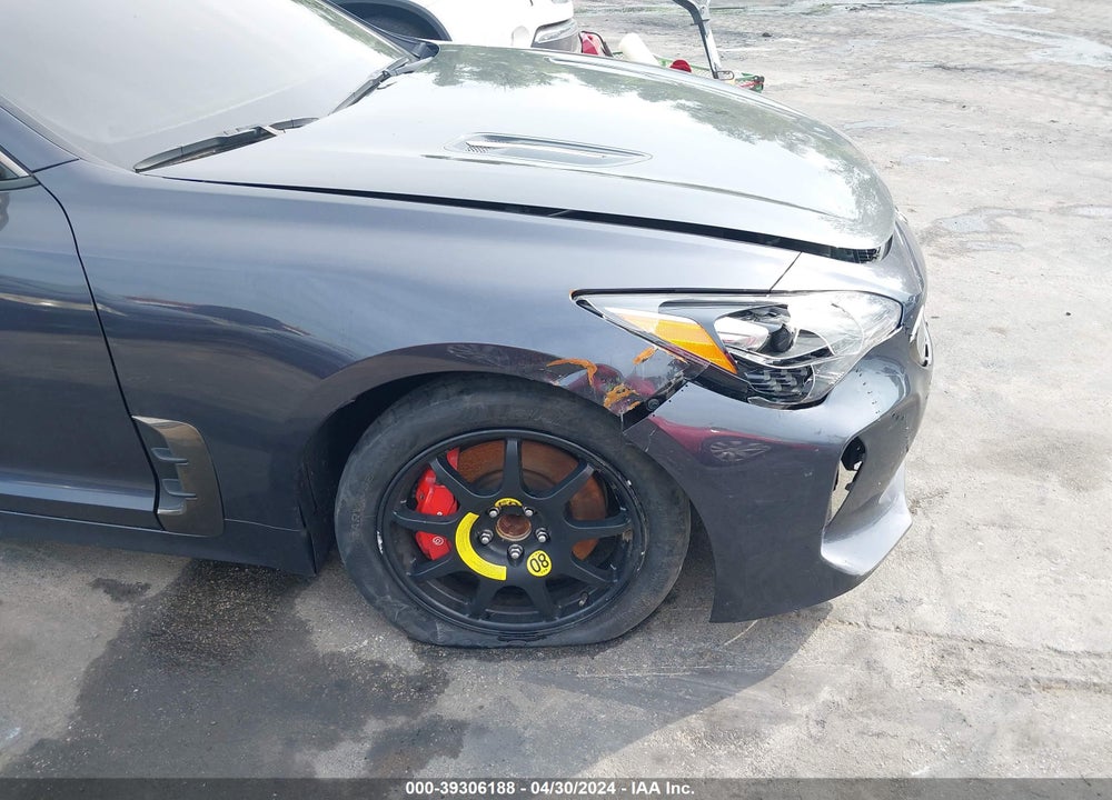 2019 KIA STINGER GT VIN: KNAE35LC2K6054770
