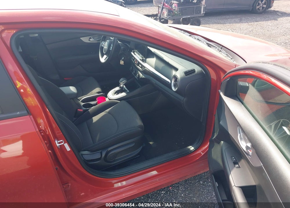 2023 KIA FORTE LXS VIN: 3KPF24AD5PE623886