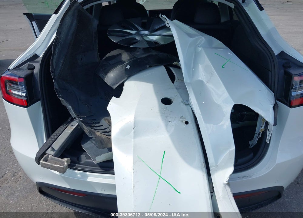 2021 TESLA MODEL Y LONG RANGE DUAL MOTOR ALL-WHEEL DRIVE VIN: 5YJYGDEE3MF124765