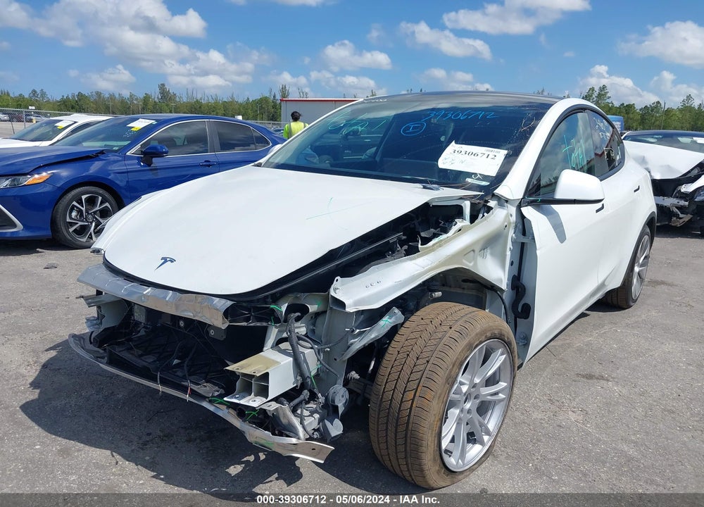 2021 TESLA MODEL Y LONG RANGE DUAL MOTOR ALL-WHEEL DRIVE VIN: 5YJYGDEE3MF124765