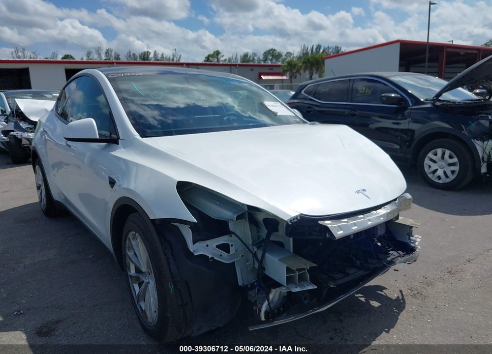 2021 TESLA MODEL Y LONG RANGE DUAL MOTOR ALL-WHEEL DRIVE VIN: 5YJYGDEE3MF124765
