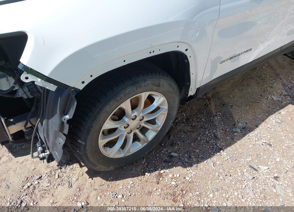 2019 JEEP CHEROKEE LATITUDE FWD VIN: 1C4PJLCB7KD178168
